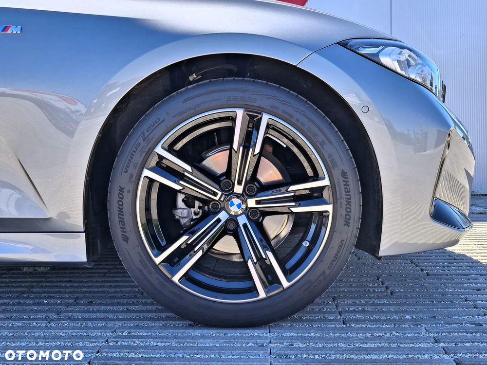 BMW Seria 3 318i M Sport - 15
