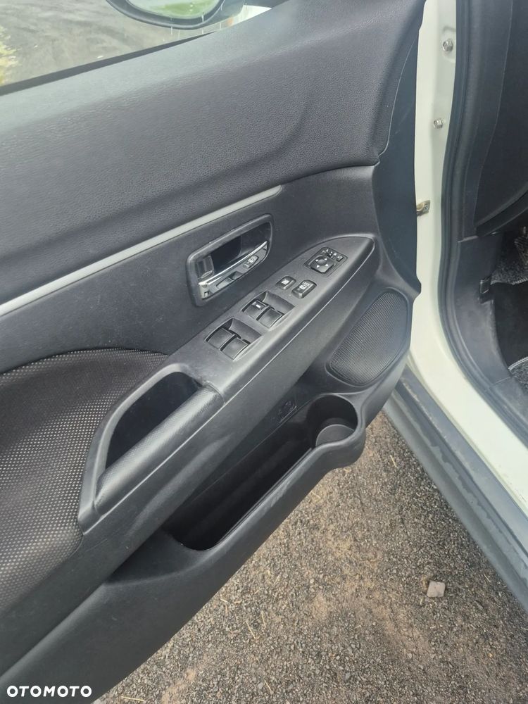 Mitsubishi ASX 1.6 2WD Comfort Edition - 9