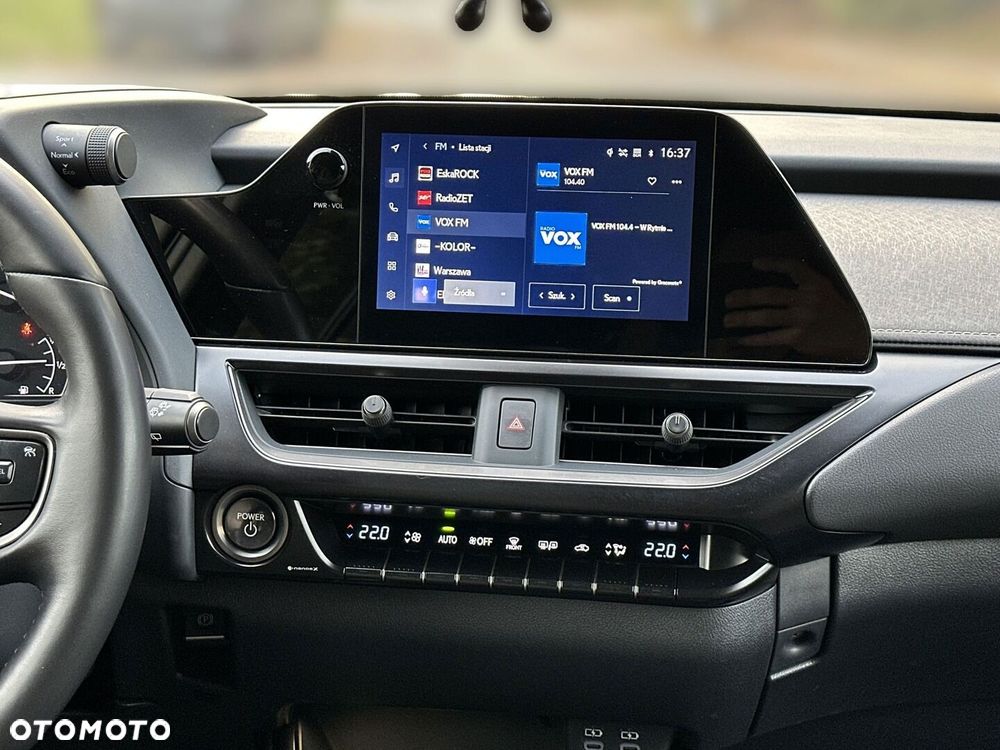 Lexus UX 250h GPF Business 2WD - 19