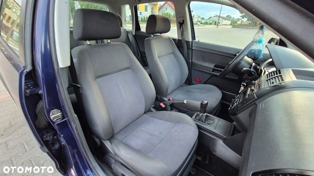 Volkswagen Polo - 7