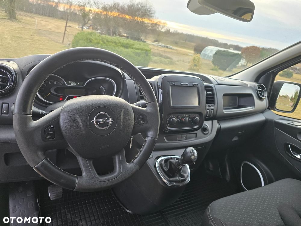 Opel Vivaro - 15