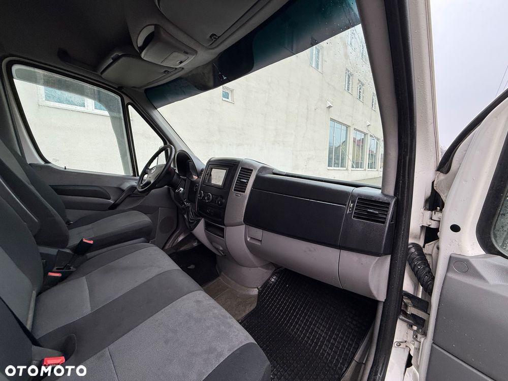 Volkswagen Crafter - 14