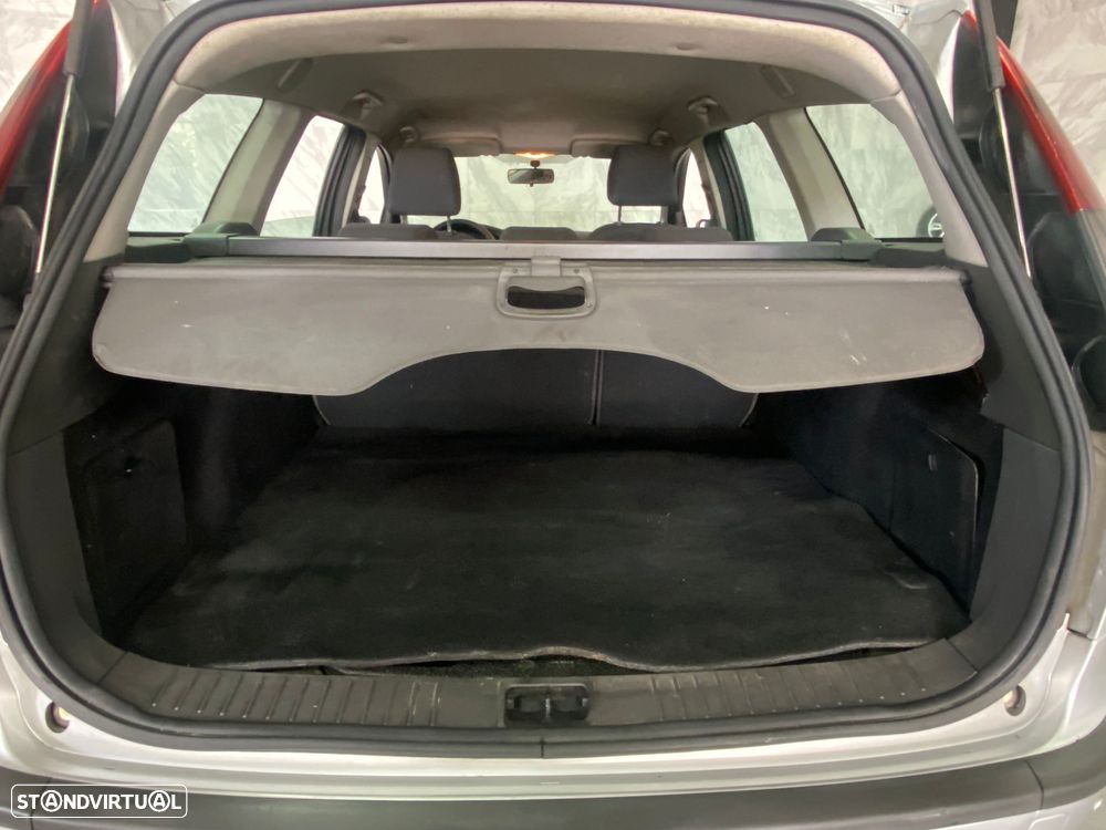 Ford Focus SW 1.6 TDCi Trend - 16