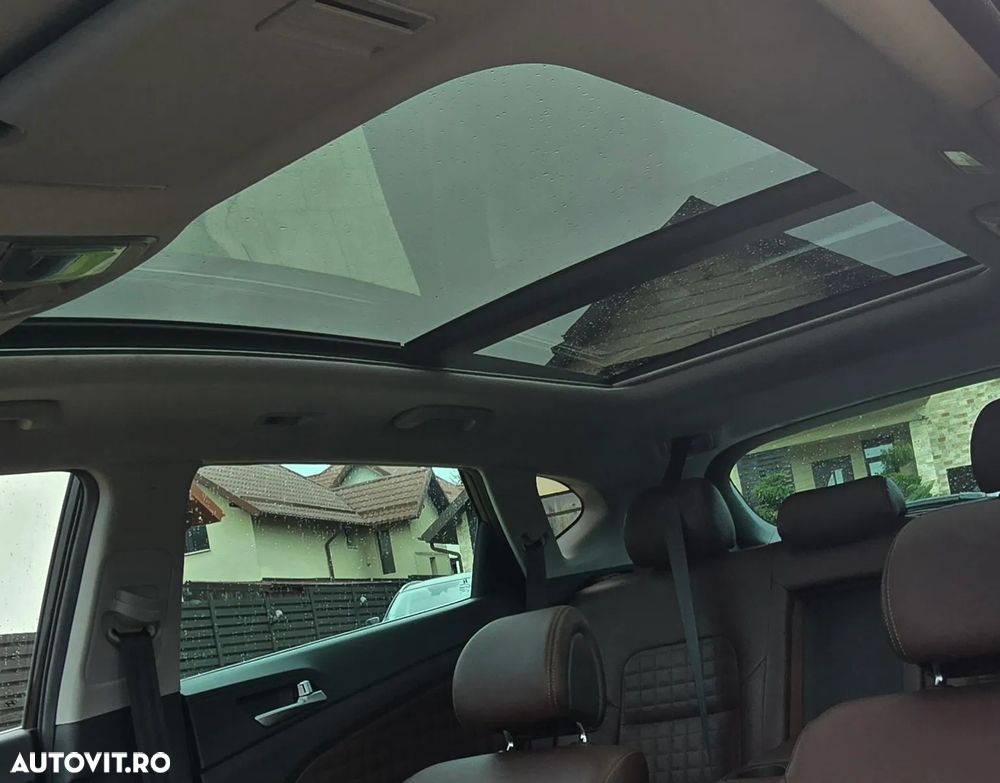 Hyundai Tucson 2.0 CRDI 4WD 6AT Luxury Pack+ - 31