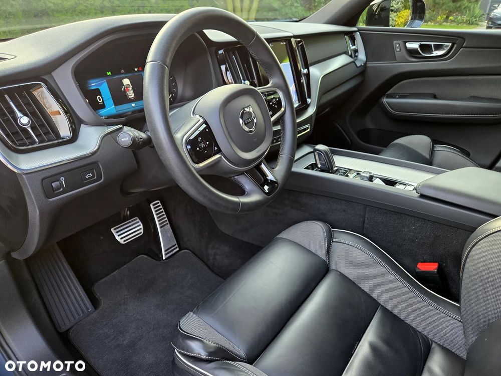 Volvo XC 60 B4 D Geartronic RDesign - 25