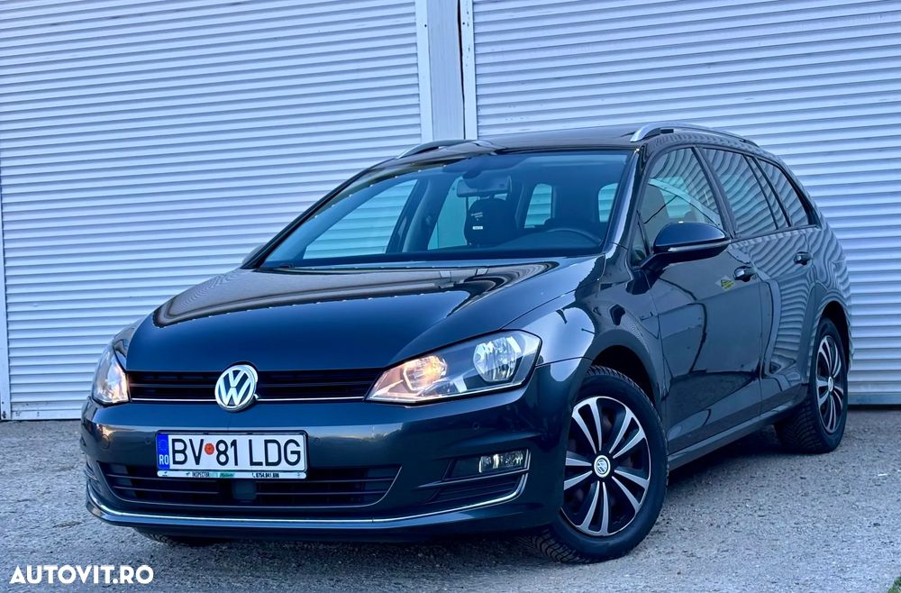 Volkswagen Golf 1.6 TDI BlueMotion Technology DSG Allstar - 1