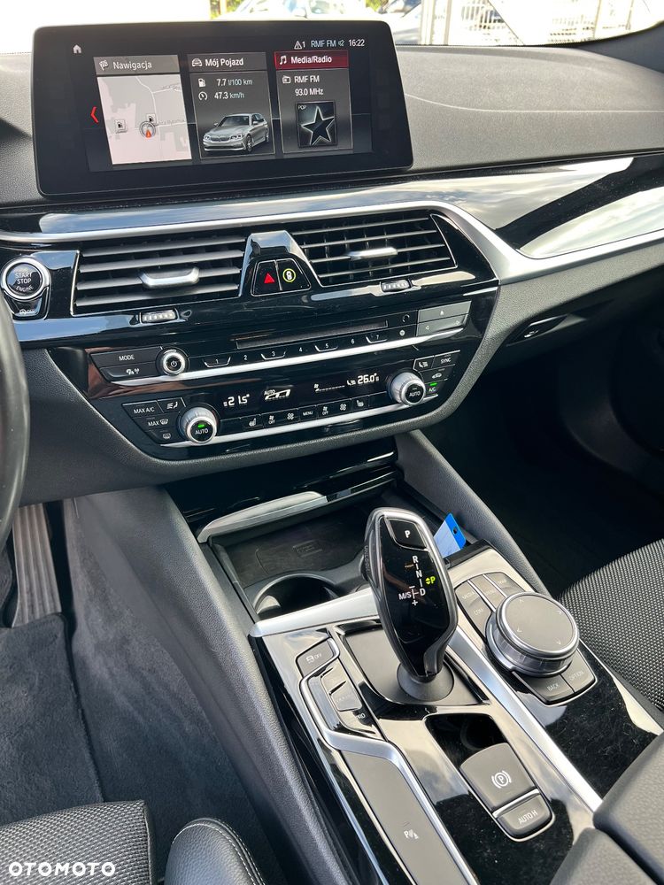 BMW Seria 5 530d - 13