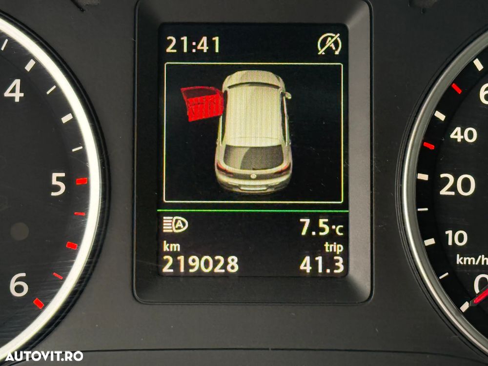 Volkswagen Tiguan - 22