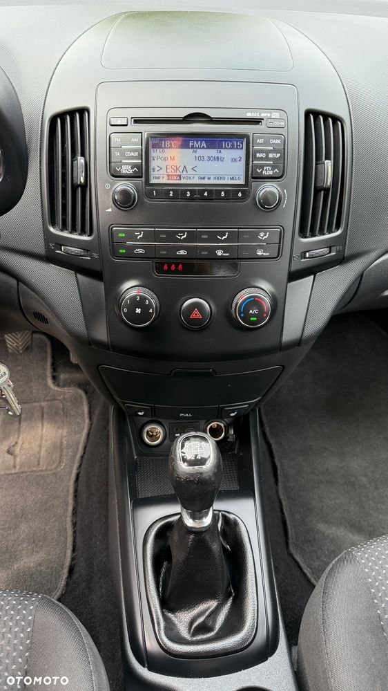 Hyundai i30 1.4 Classic + World Cup - 25