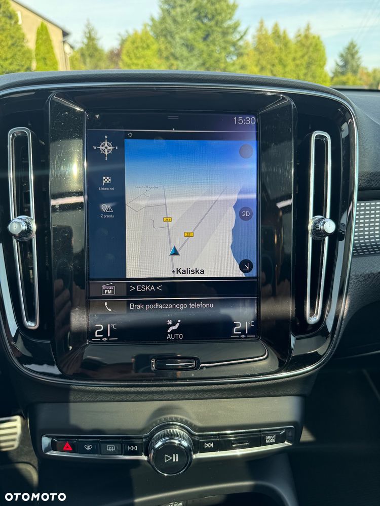 Volvo XC 40 D4 AWD R-Design - 21