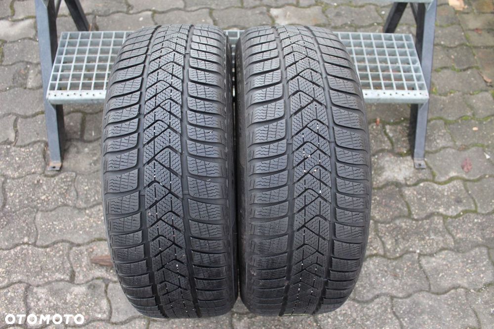2x 215/50R18 PIRELLI SOTTOZERO 3 WINTER 92V 19r 6,5mm - 1