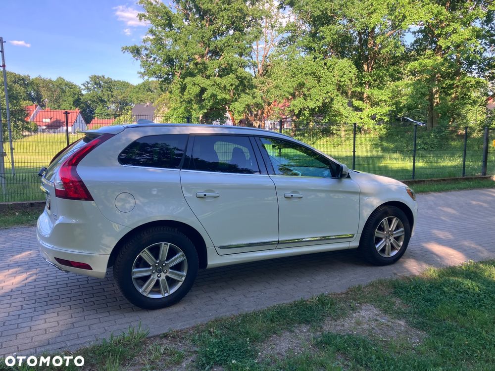 Volvo XC 60 T5 AWD Drive-E R-Design Momentum - 5