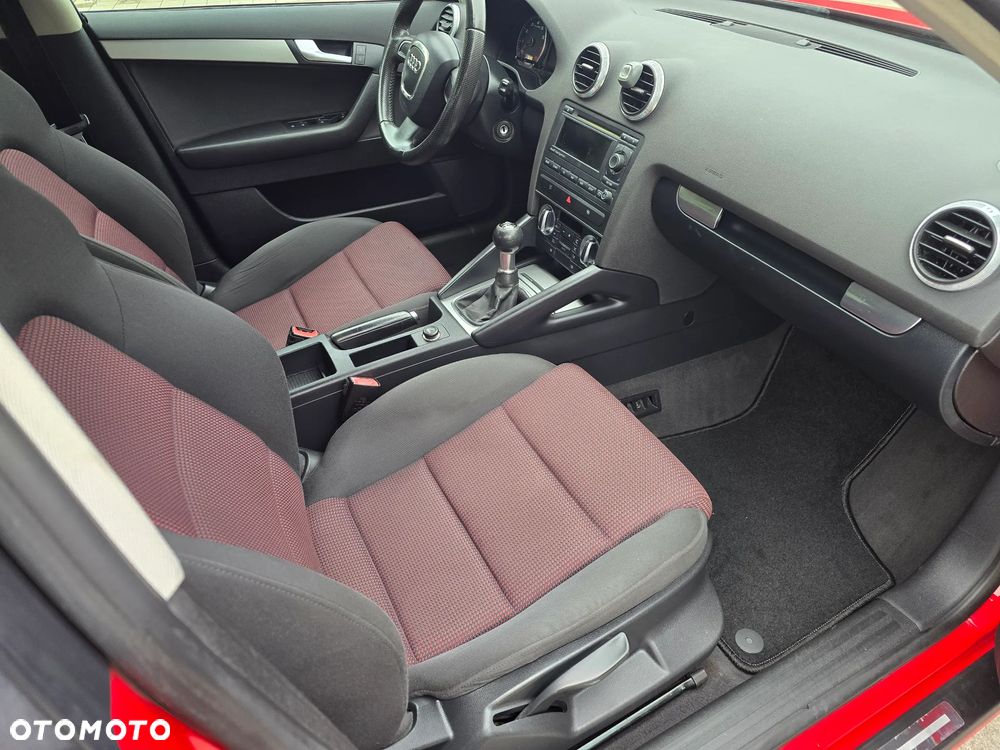 Audi A3 Sportback 1.6 Attraction - 14