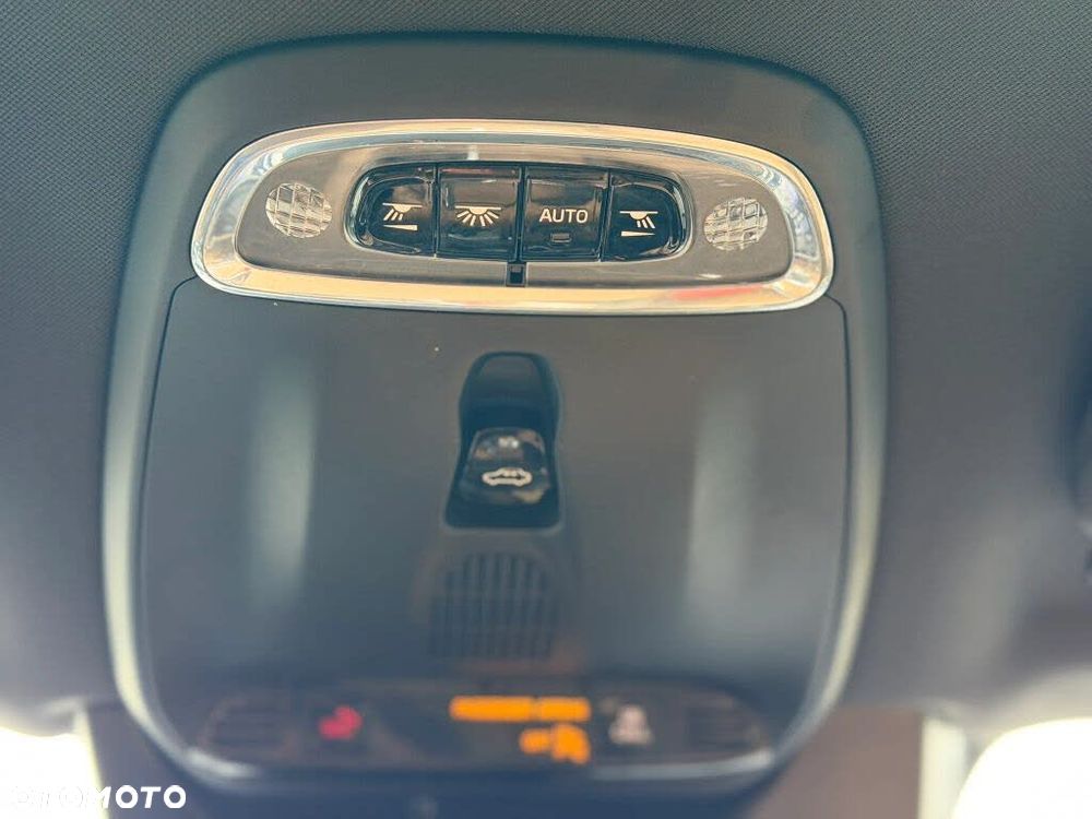 Volvo XC 90 T6 AWD Inscription 7os - 32