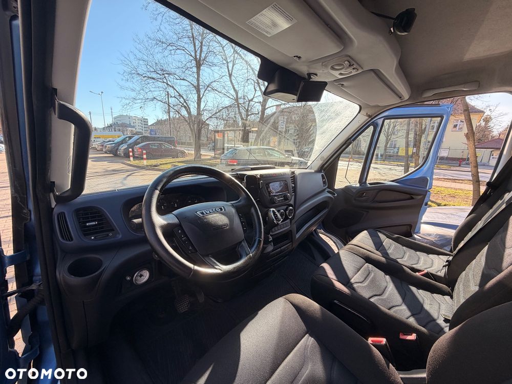 Iveco 35IS18 - 7