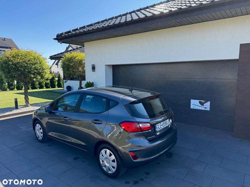 Ford Fiesta - 16