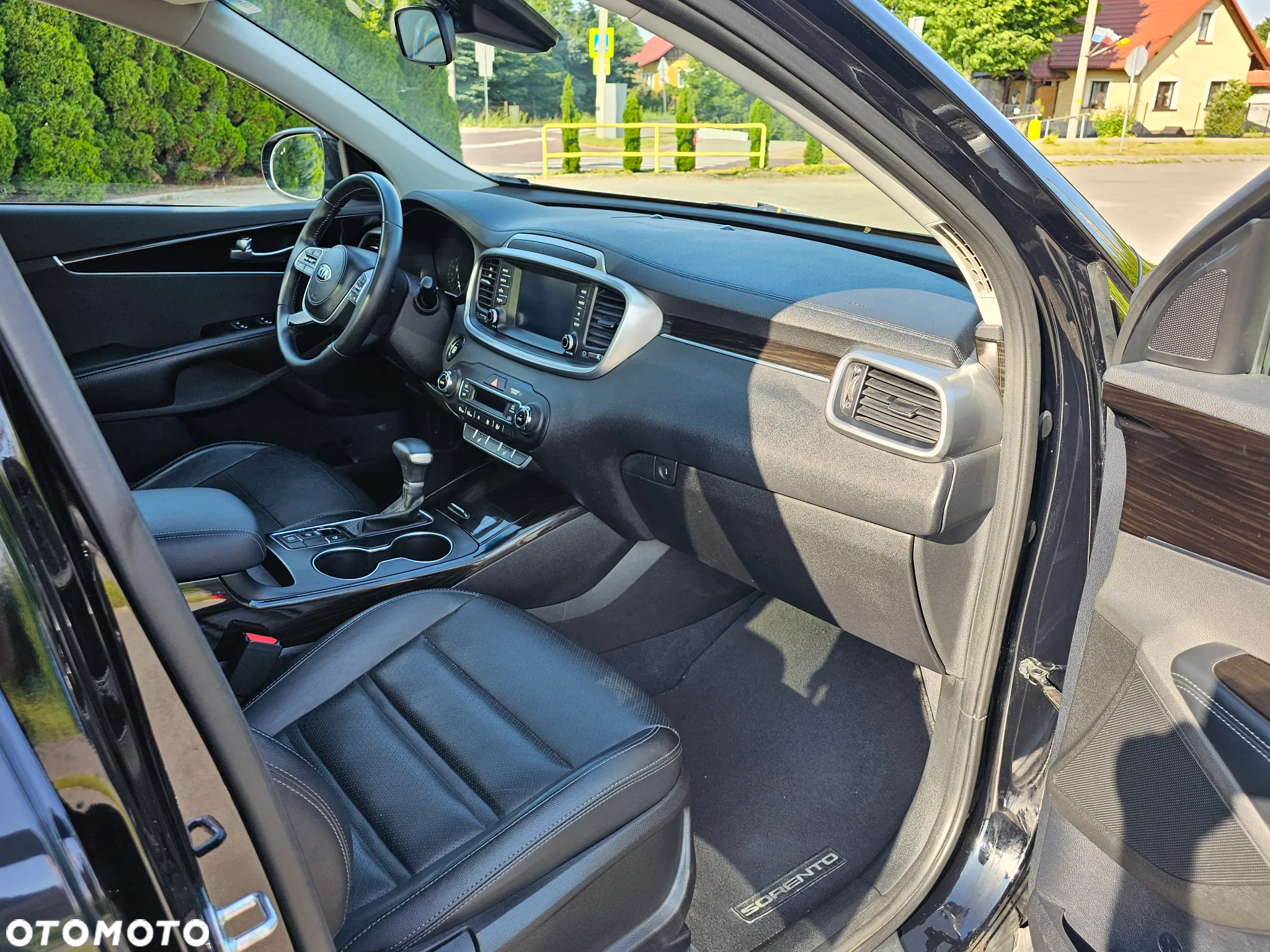 Kia Sorento - 15