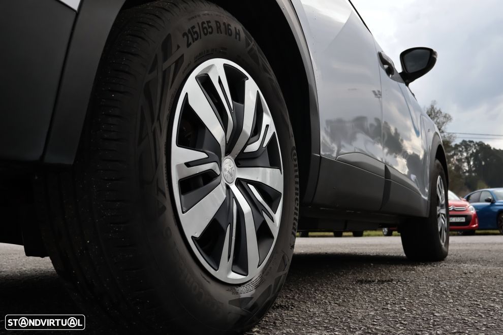 Peugeot e-2008 50 kWh Active Pack - 5