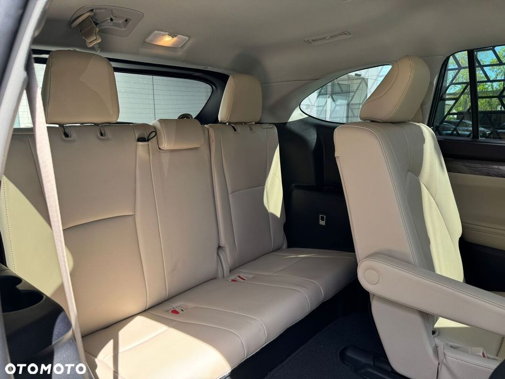 Toyota Highlander - 24