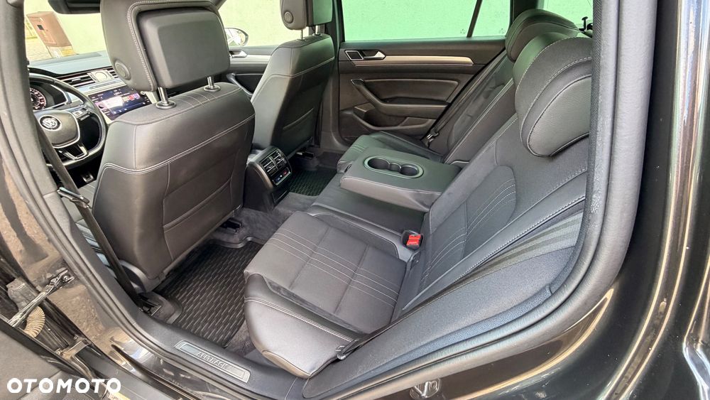 Volkswagen Passat Alltrack 2.0 TDI SCR 4Motion DSG - 38