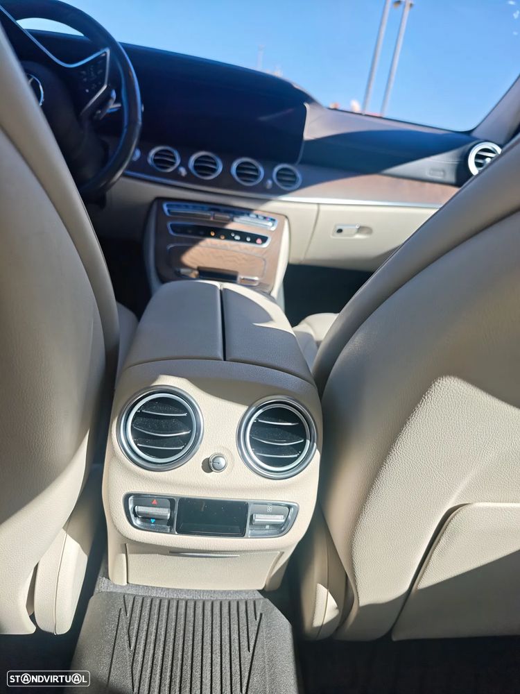 Mercedes-Benz E 300 - 24