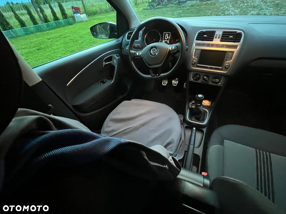 Volkswagen Polo - 11