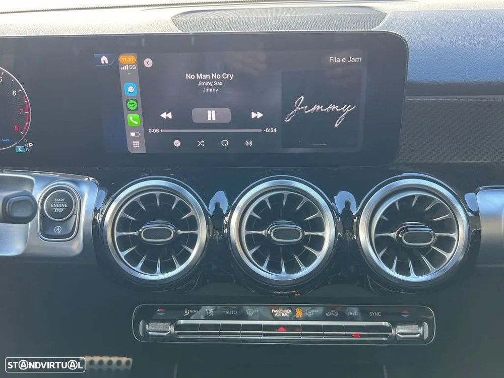 Mercedes-Benz GLB 200 AMG Line - 15