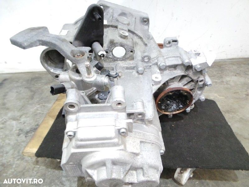 Cutie viteze 1.6 tdi 2.0 tdi euro 5 Touran Golf 6 CFF CAY 6 trepte - 1