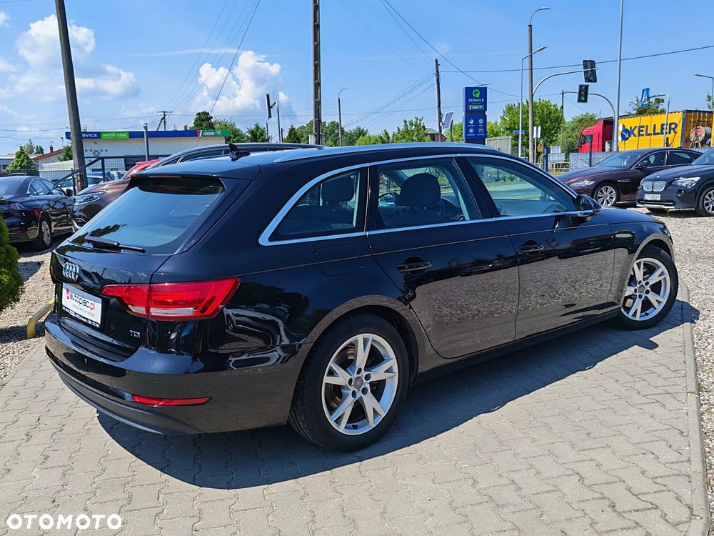 Audi A4 Avant 2.0 TDI - 9