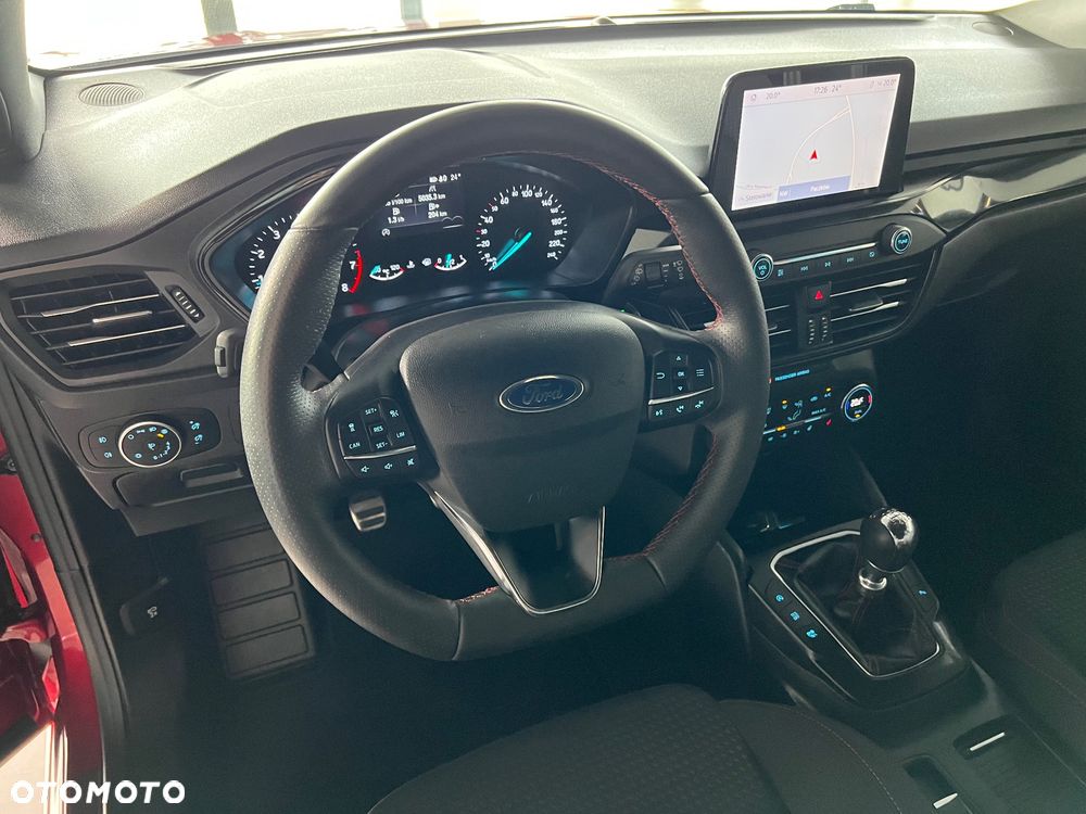 Ford Focus 1.0 EcoBoost ST-Line - 12