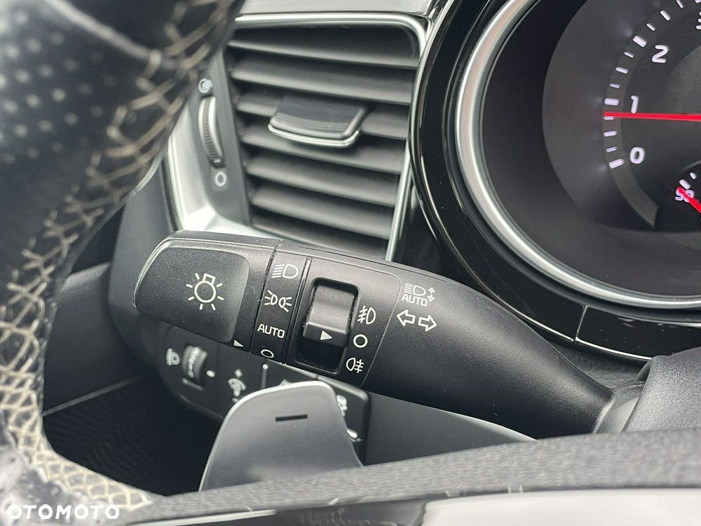 Kia ProCeed 1.4 T-GDI GT Line DCT - 25