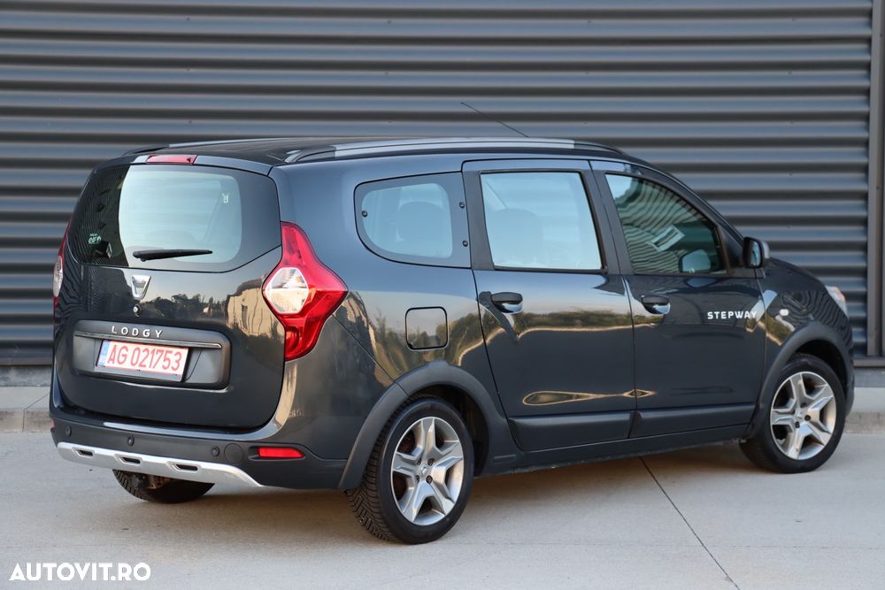Dacia Lodgy 1.6 SCe Stepway - 3