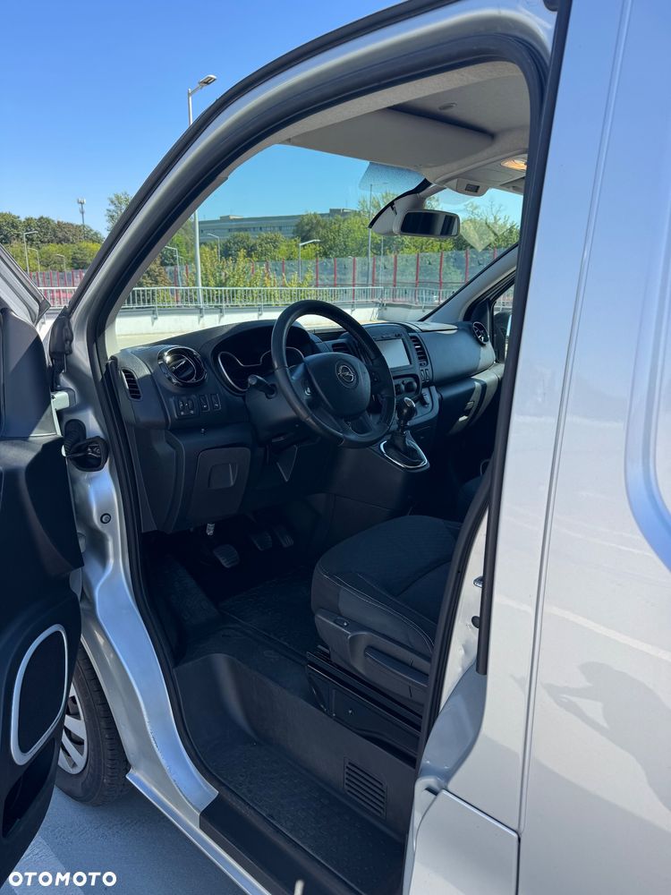 Opel Vivaro - 7