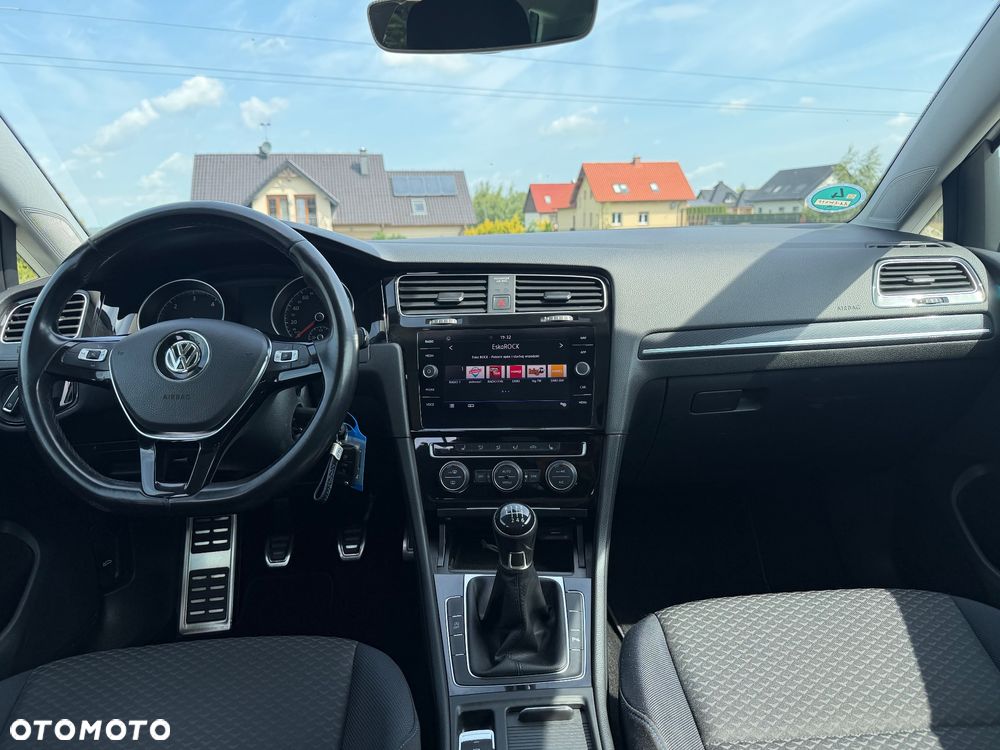 Volkswagen Golf 2.0 TDI SCR United - 16