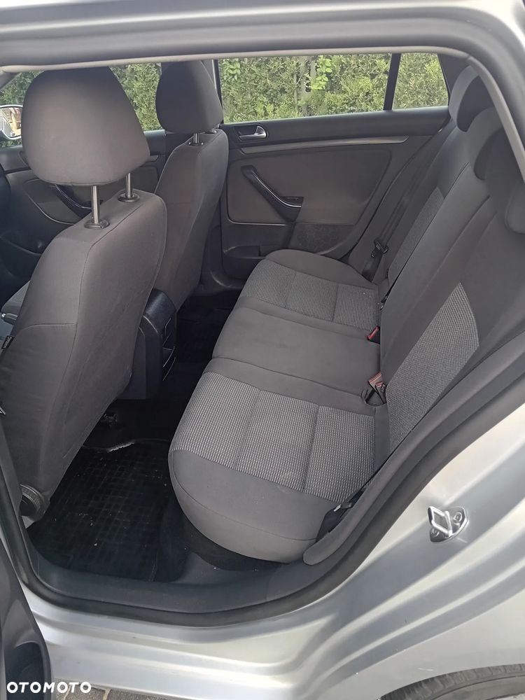 Volkswagen Golf 1.9 TDI Comfortline - 4