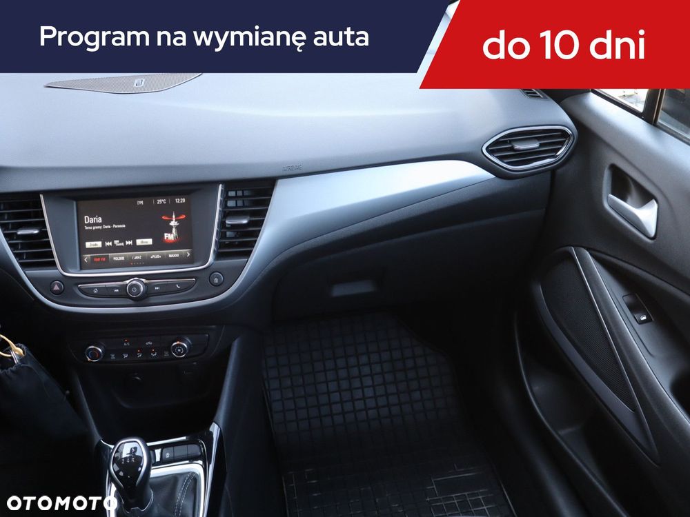 Opel Crossland X - 10
