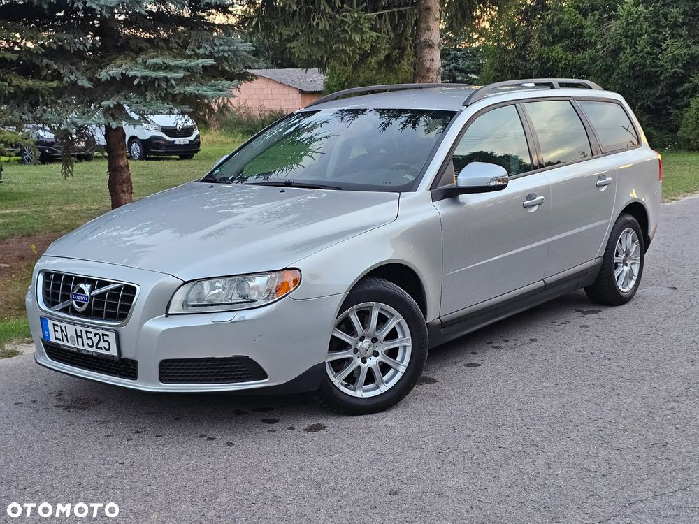 Volvo V70 2.0 - 23