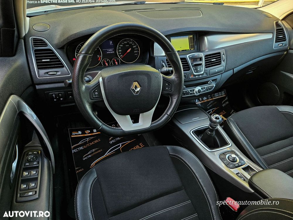 Renault Laguna dCi 110 FAP Dynamique - 14