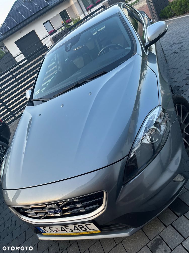 Volvo V40 D2 Drive-E R-Design Momentum - 5