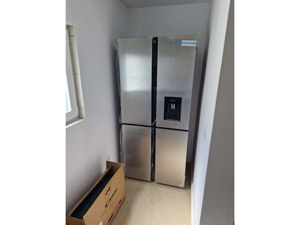 1 de 2 Moradias com 2 Pisos - Vendidas em Conjunto - AJUDA - INVEST... - Grande imagem: 2/14