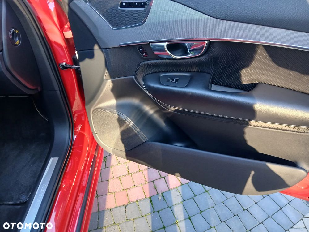 Volvo XC 90 B5 D AWD Geartronic RDesign - 16