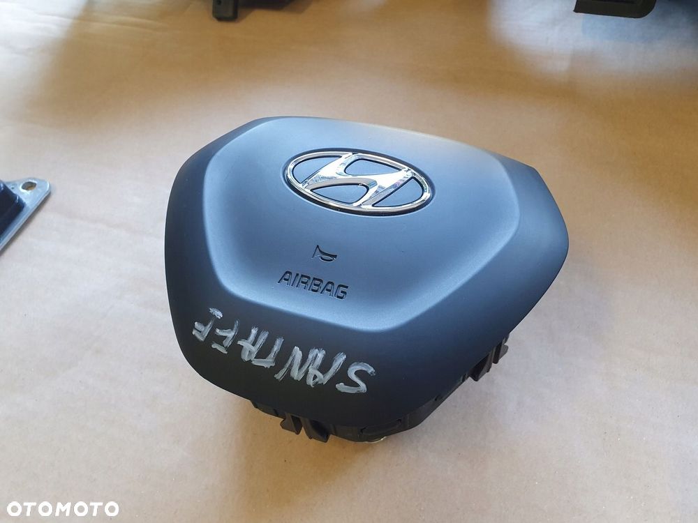 HYUNDAI SANTA FE IV KONSOLA DESKA ROZDZIELCZA KPL - 12