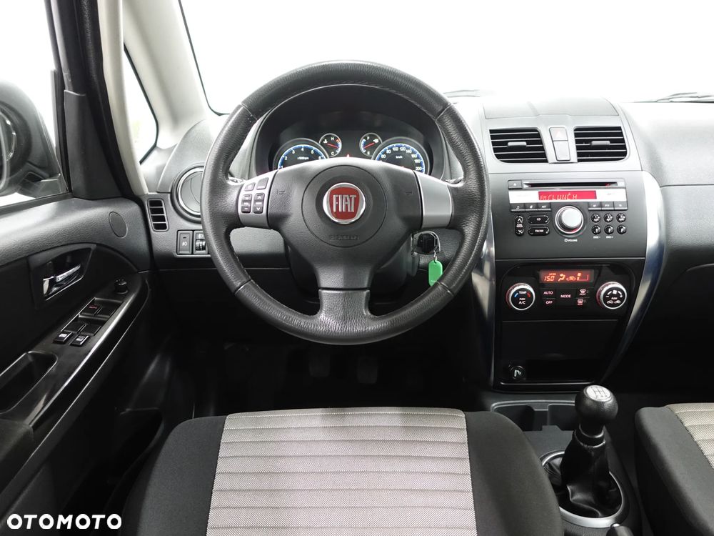 Fiat Sedici 1.6 16V 4x2 Emotion - 32