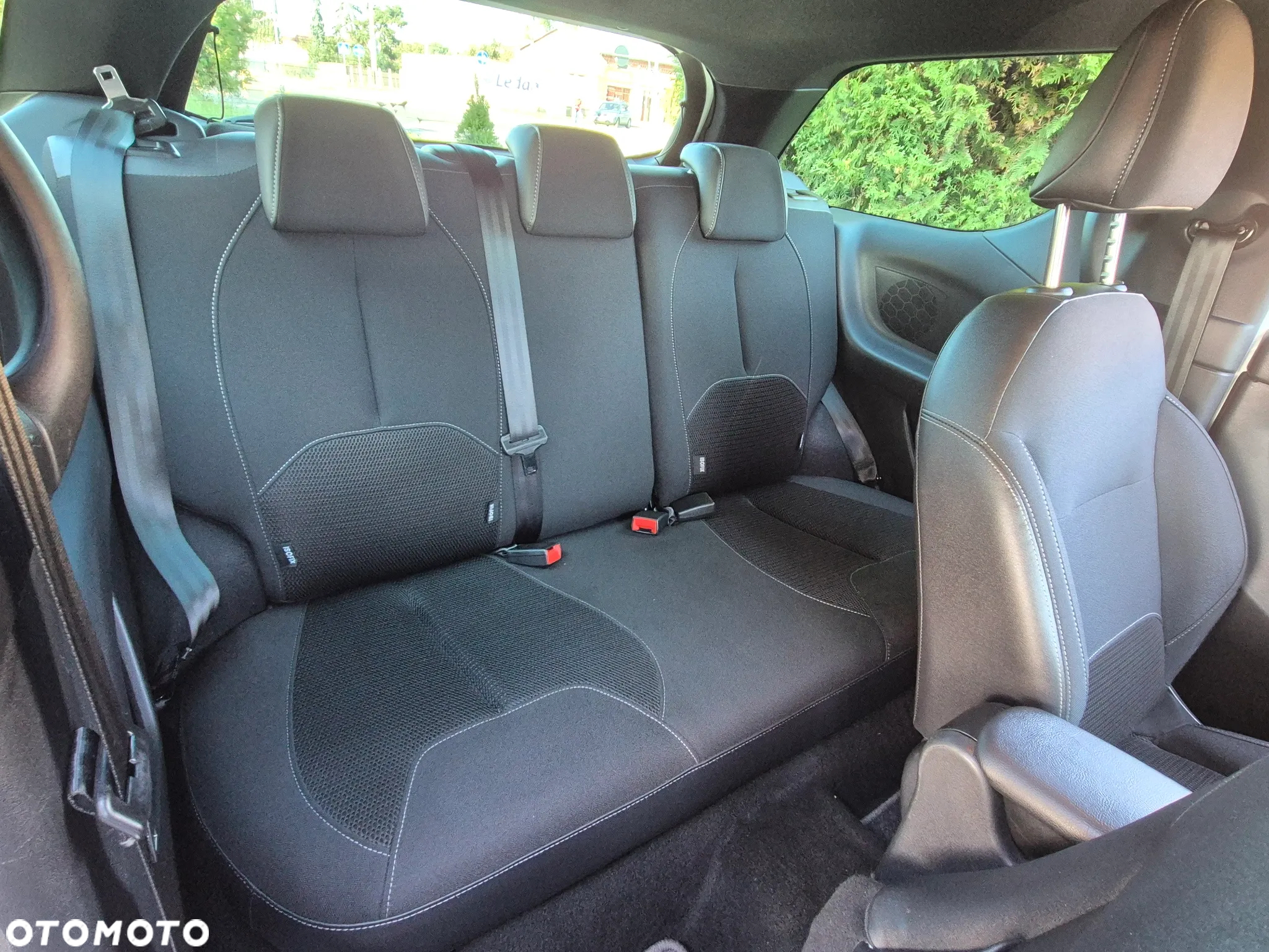 Citroën DS3 1.6 HDi SoChic - 32
