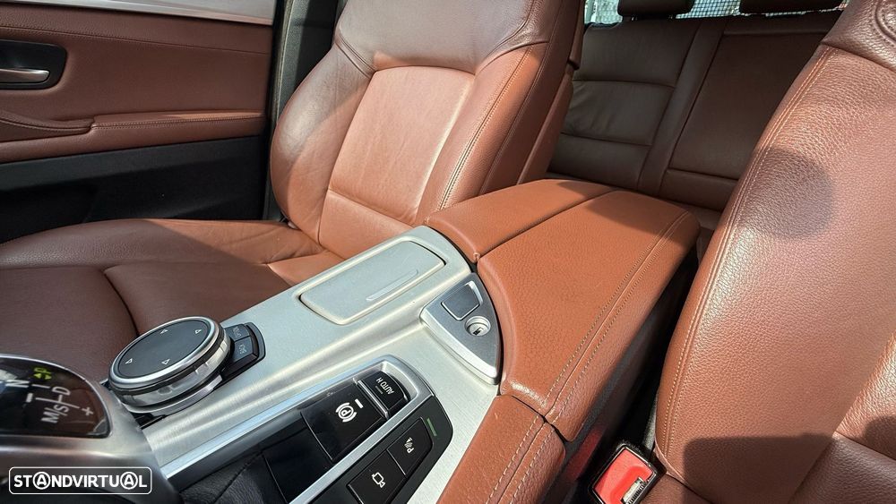 BMW 525 d Pack M Auto - 48