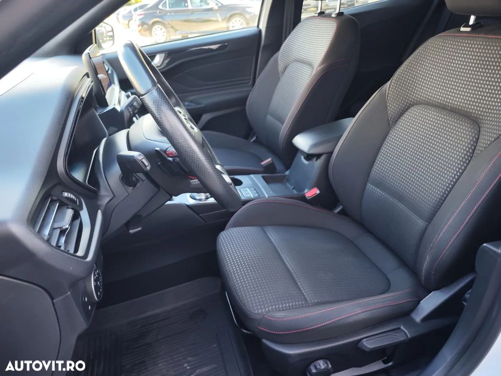 Ford Focus 1.5 Ecoboost ST-Line - 10