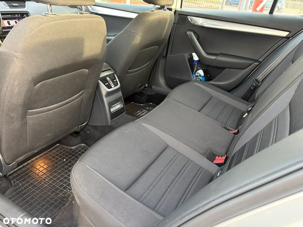 Skoda Octavia 1.5 TSI ACT Business - 18