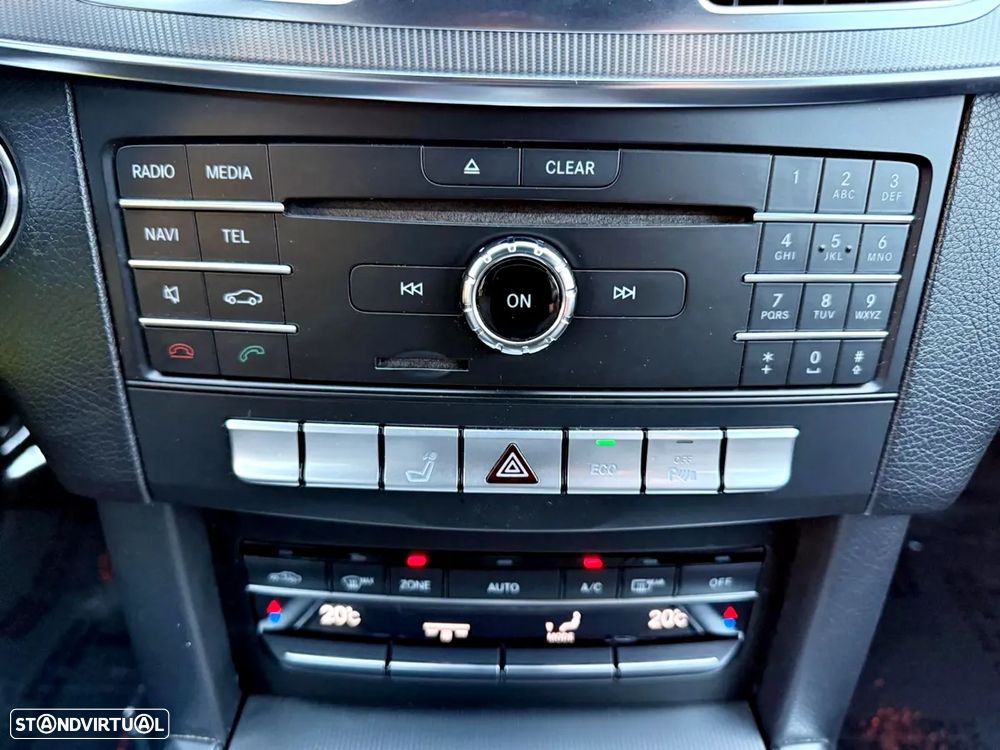 Mercedes-Benz E 250 BlueTEC Elegance Auto - 21