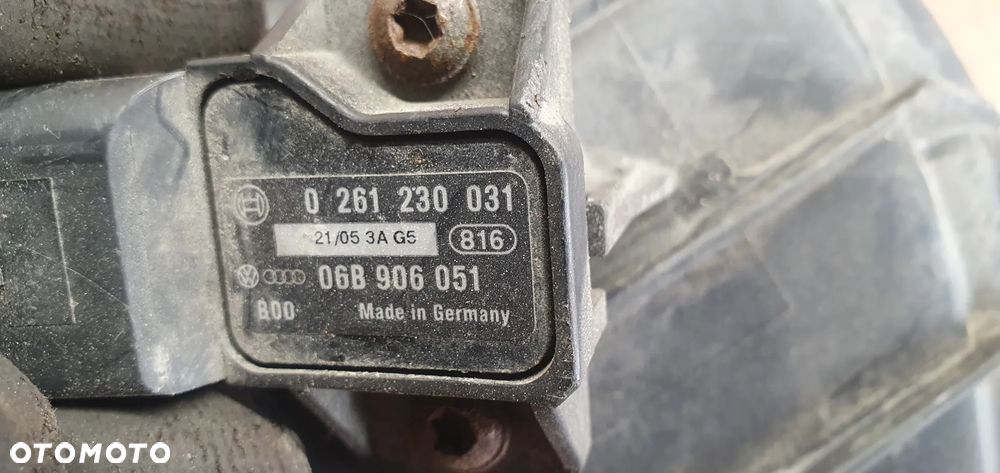 Kolektor ssący Skoda Octavia Mk2 2.0 FSI 06F133210M - 10