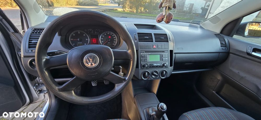Volkswagen Polo - 7